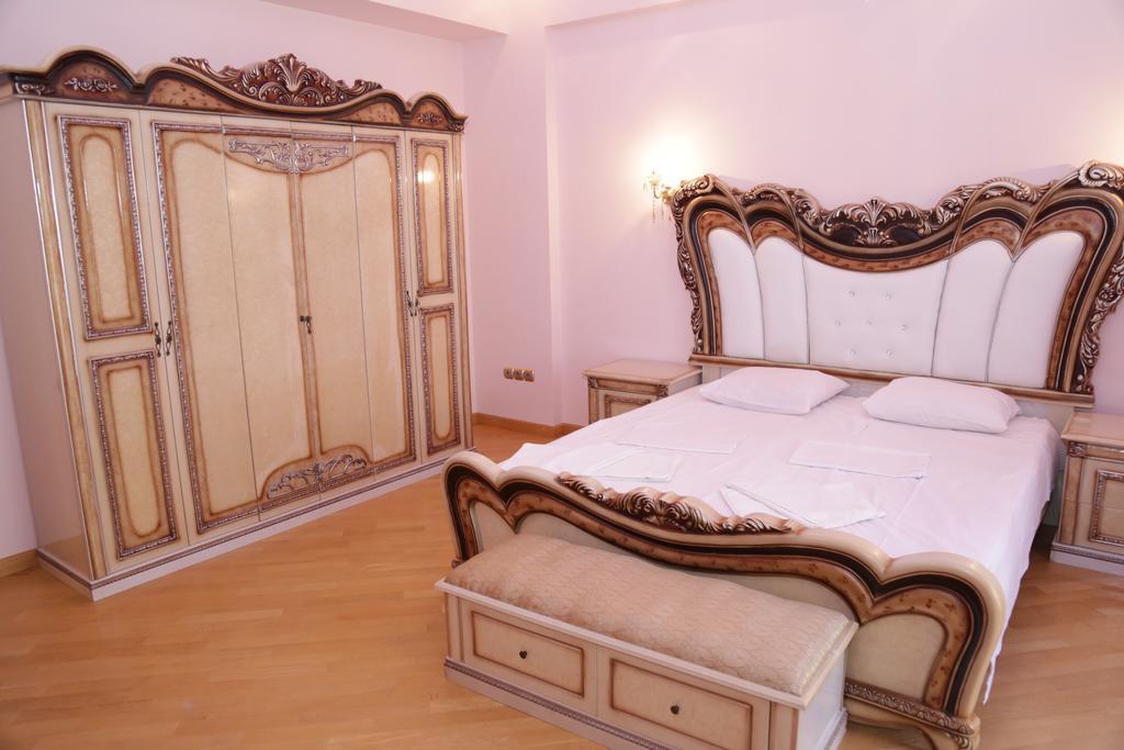 Vip Apartment Next To Republic Square Γιερεβάν Εξωτερικό φωτογραφία